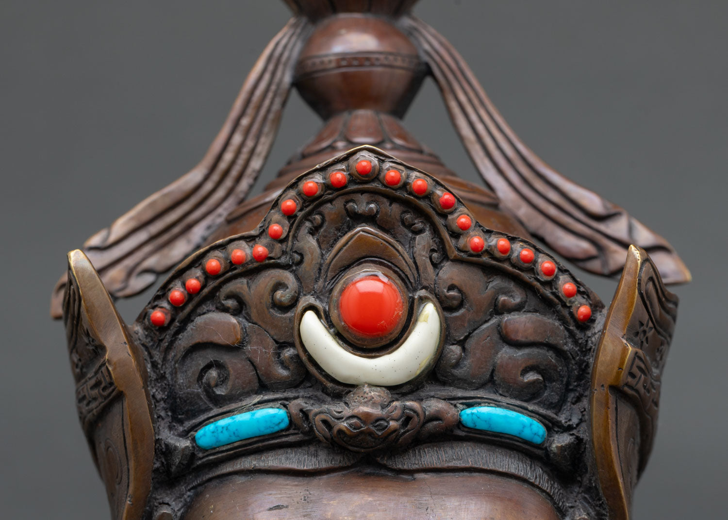 Guru Rinpoche Statue for Spiritual Practice and Blessings