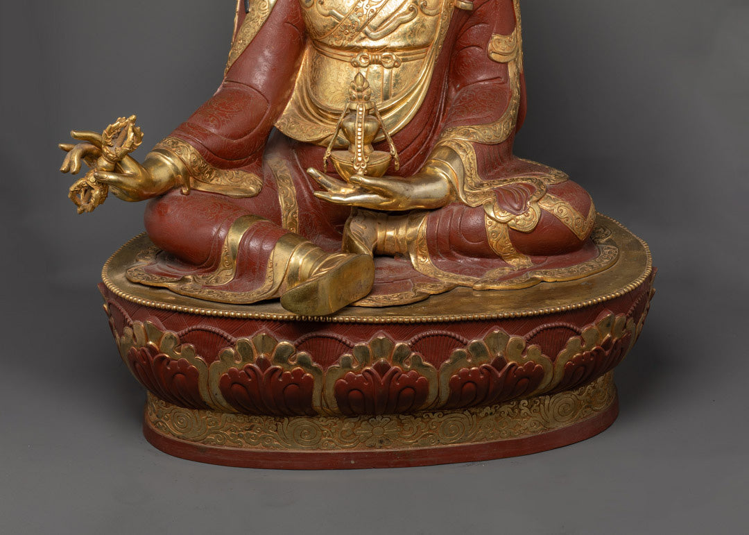 Buddhist  Guru Rinpoche (Padmasambhava) Statue