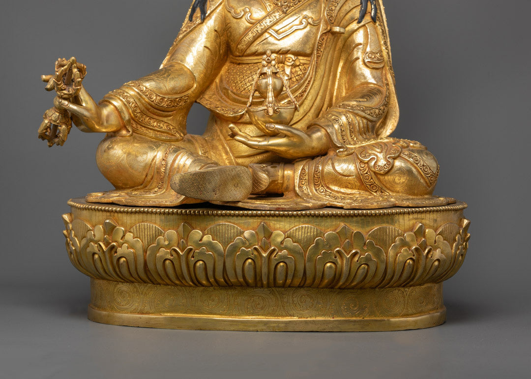 Traditional Artwork of Guru Rinpoche Statue