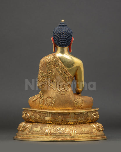 Himalayan Buddhist Shakyamuni Buddha statue in copper alloy with radiant gold finish