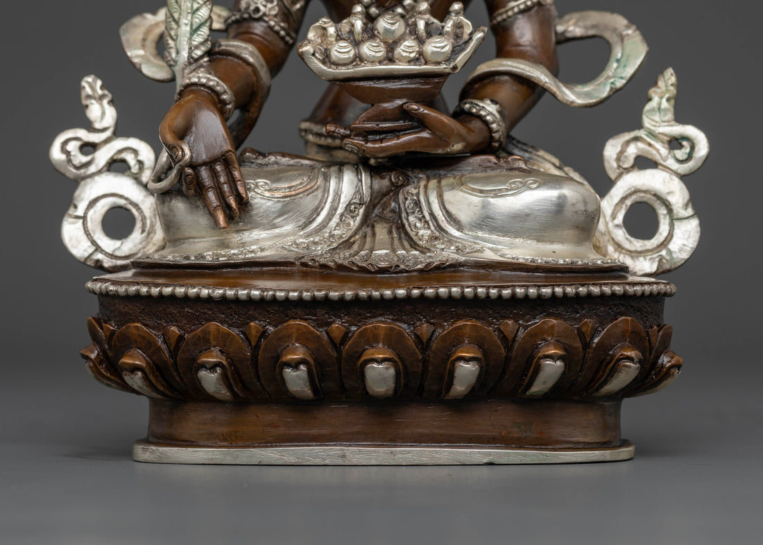 Oxidized Akashgarbha Statue : Keeper of Wisdom and Space