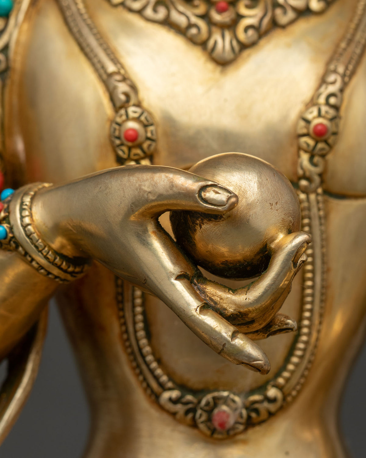Kshitigarba Statue