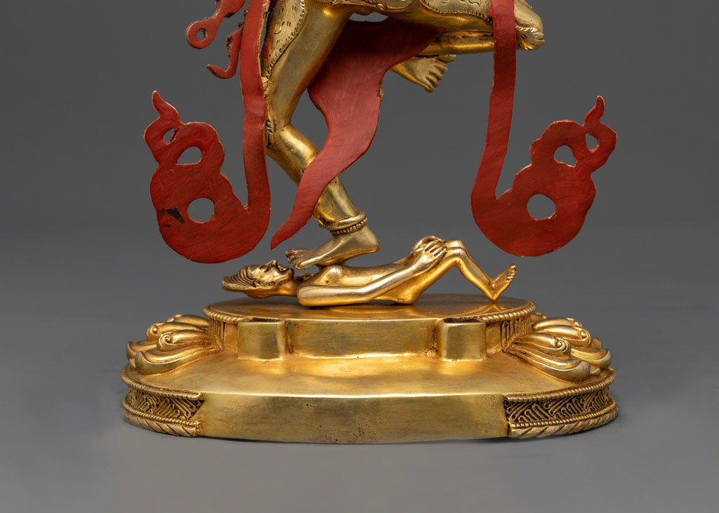 Kurukulla Deity Statue: Handcrafted Tibetan Artwork