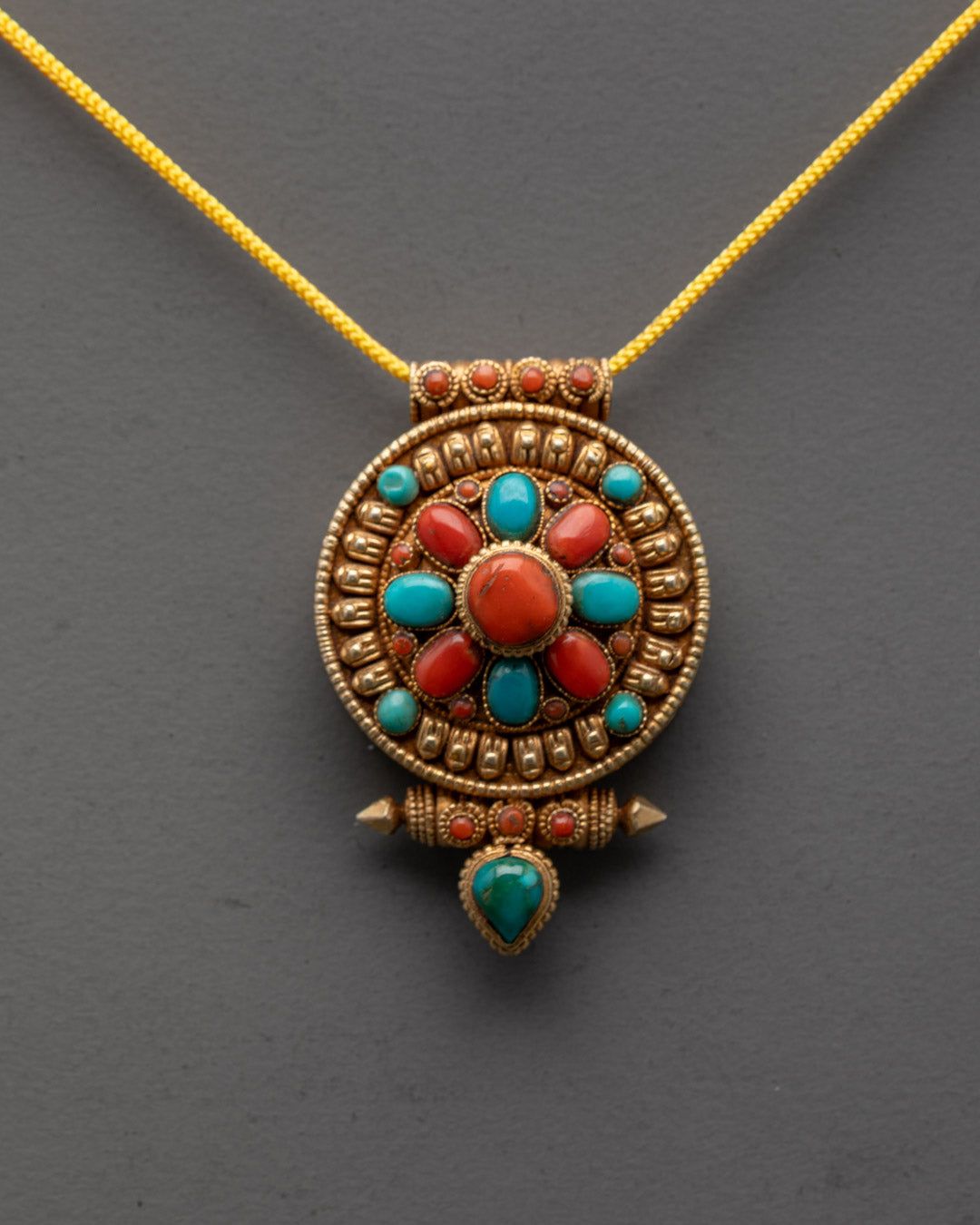 Pendant Locket | Elegant Jewelry for Spiritual