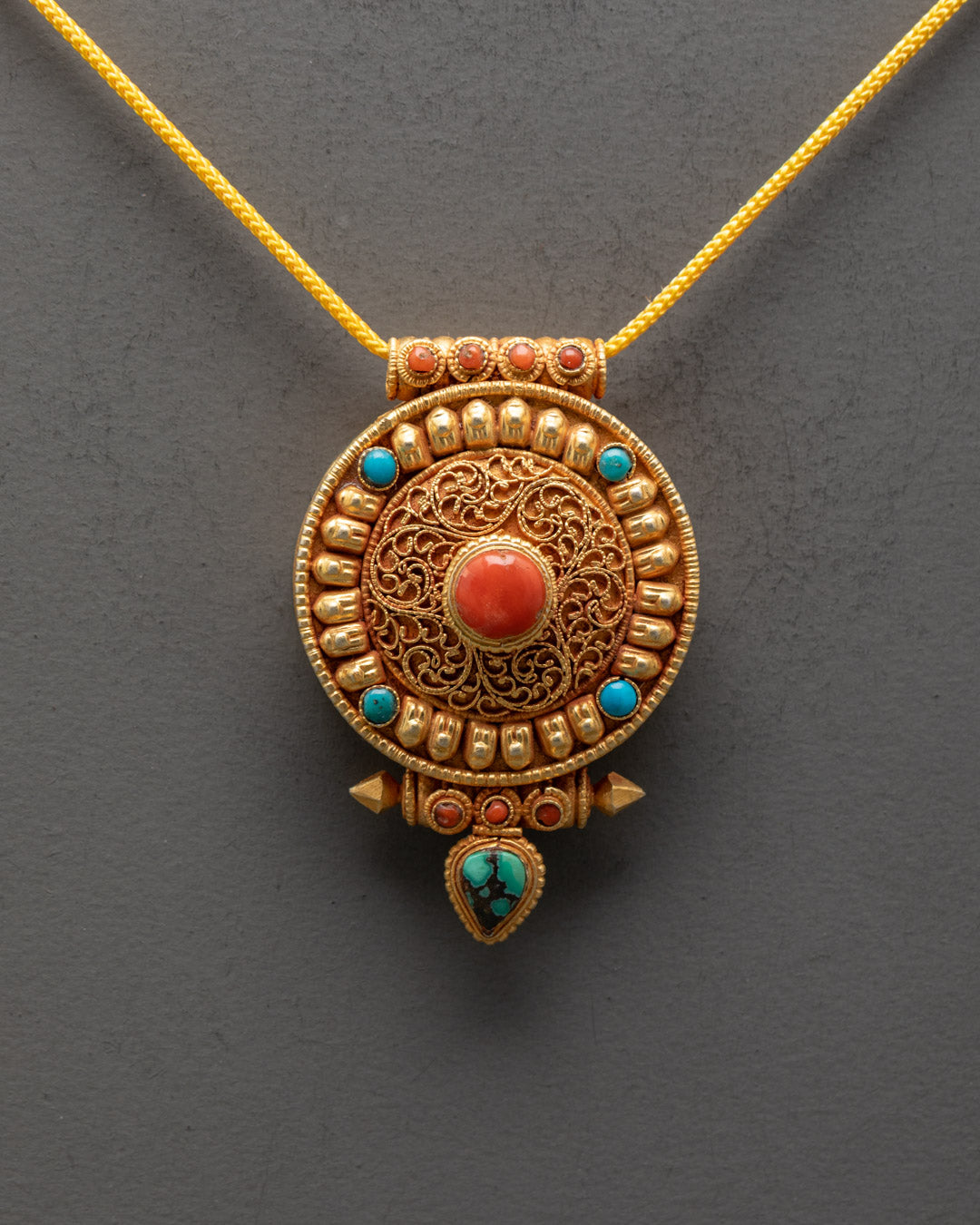 Tibetan Ghau Locket | Sacred Pendant for Meditation