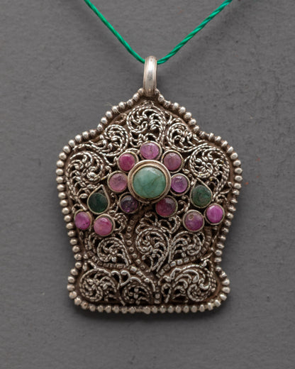 Nature-Inspired Flower Locket | Adorned with Vibrant Gemstones