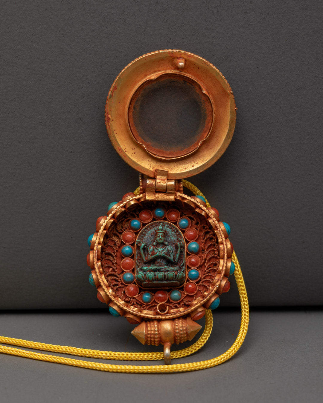 Tibetan Buddhist Chenrezig Locket | Gold-Plated Amulet Representing