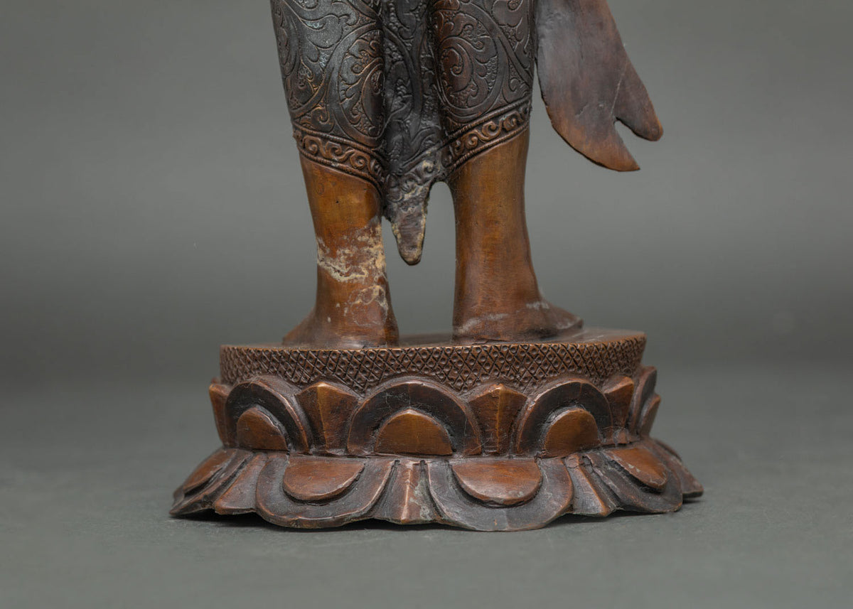 Oxidized Lokeshvara (Padmapani) Statue – Handcrafted Bodhisattva Idol