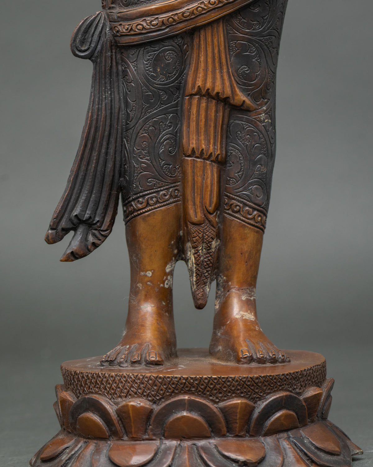 Oxidized Lokeshvara (Padmapani) Statue – Handcrafted Bodhisattva Idol