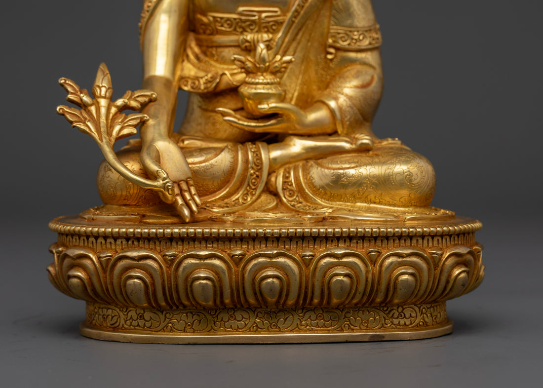 Bhaisajyaguru Medicine Buddha statue