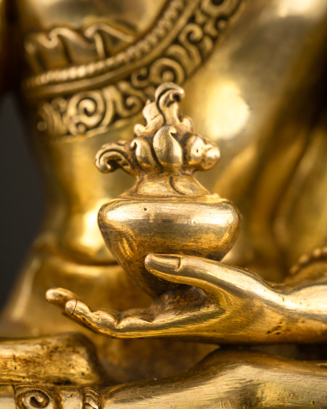 Healing Medicine Buddha: The Path to Wellness and Enlightenment