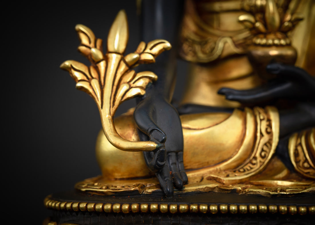 Medicine Buddha: The Blue Healer of Boundless Compassion