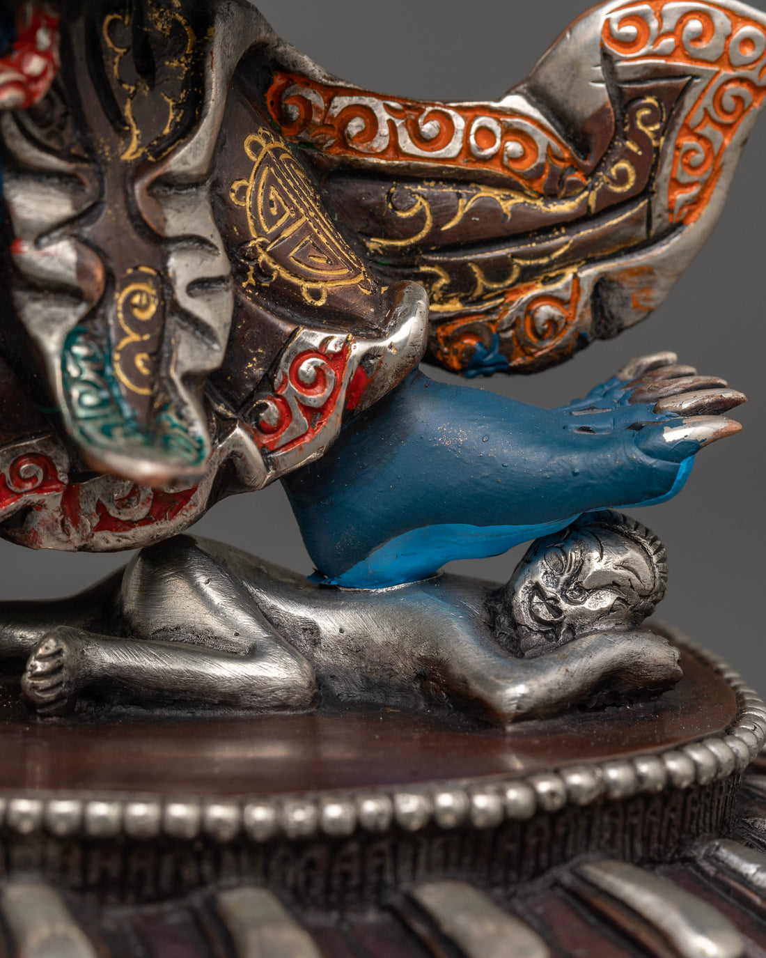 Mahakala Bernagchen Statue: Fierce Protector of the Buddhist Path