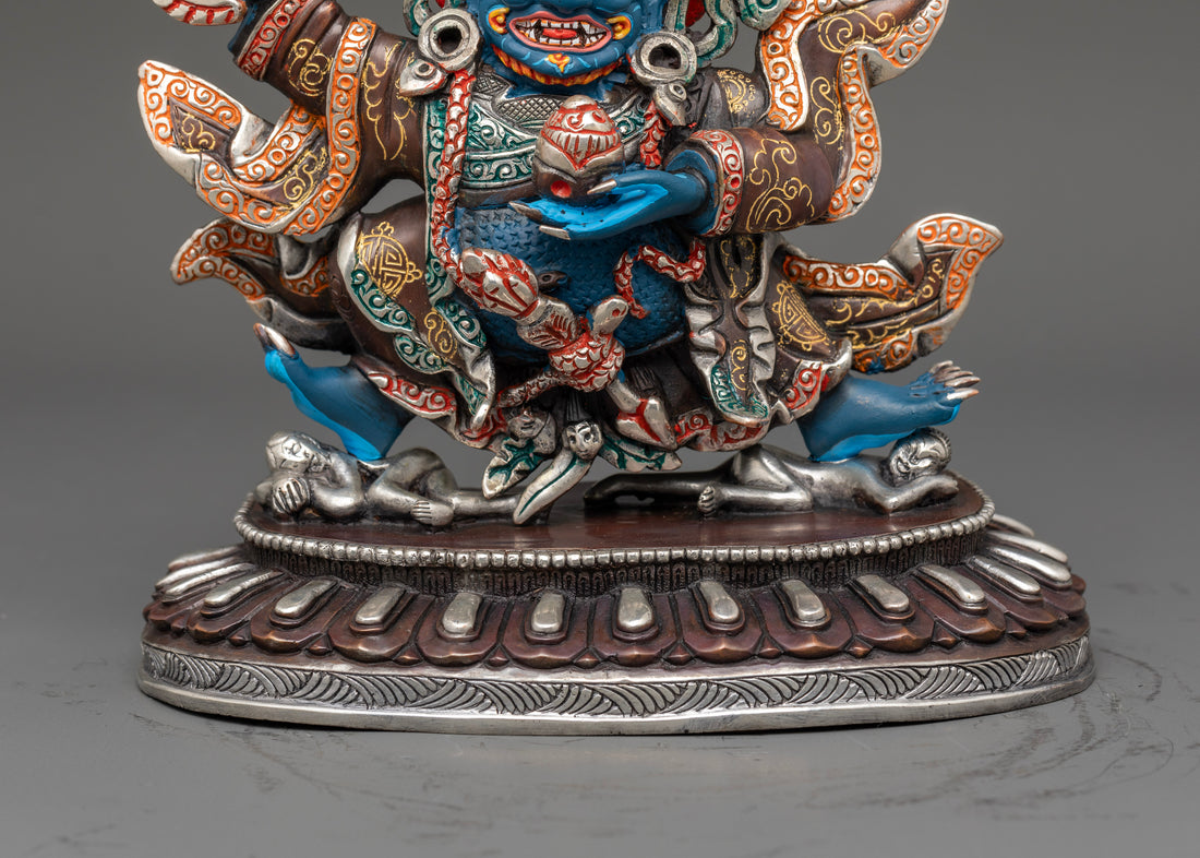 Mahakala Bernagchen Statue: Fierce Protector of the Buddhist Path