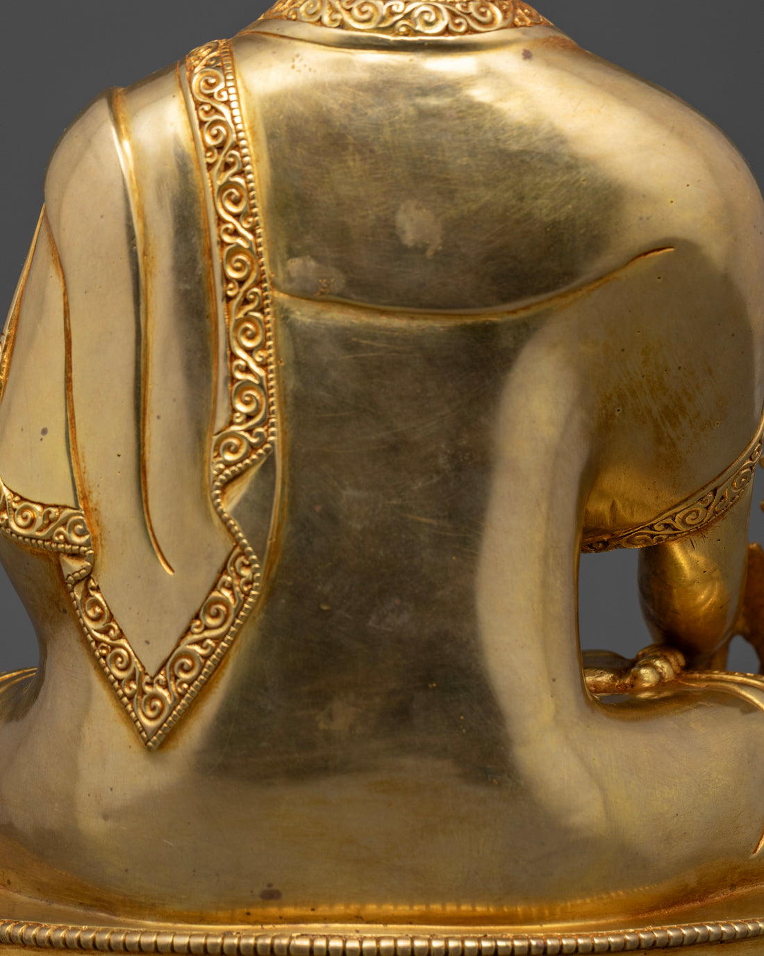 Medicine Buddha Statue: Timeless Icon of Compassion