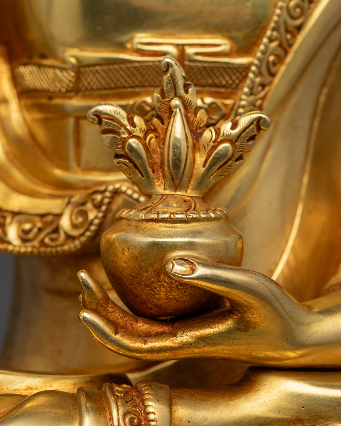 Medicine Buddha Statue: Timeless Icon of Compassion