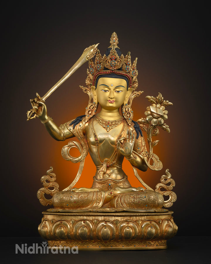 Manjushri Bodhisattva Statue: Perfect for Prayer