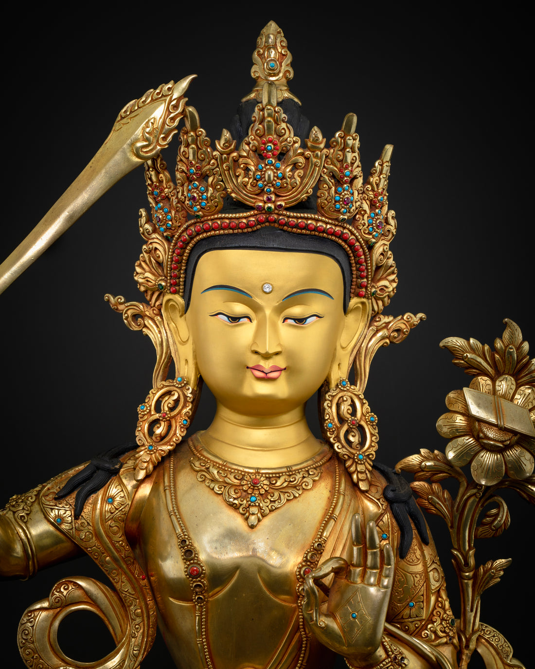 Manjushri Bodhisattva Statue: Perfect for Prayer