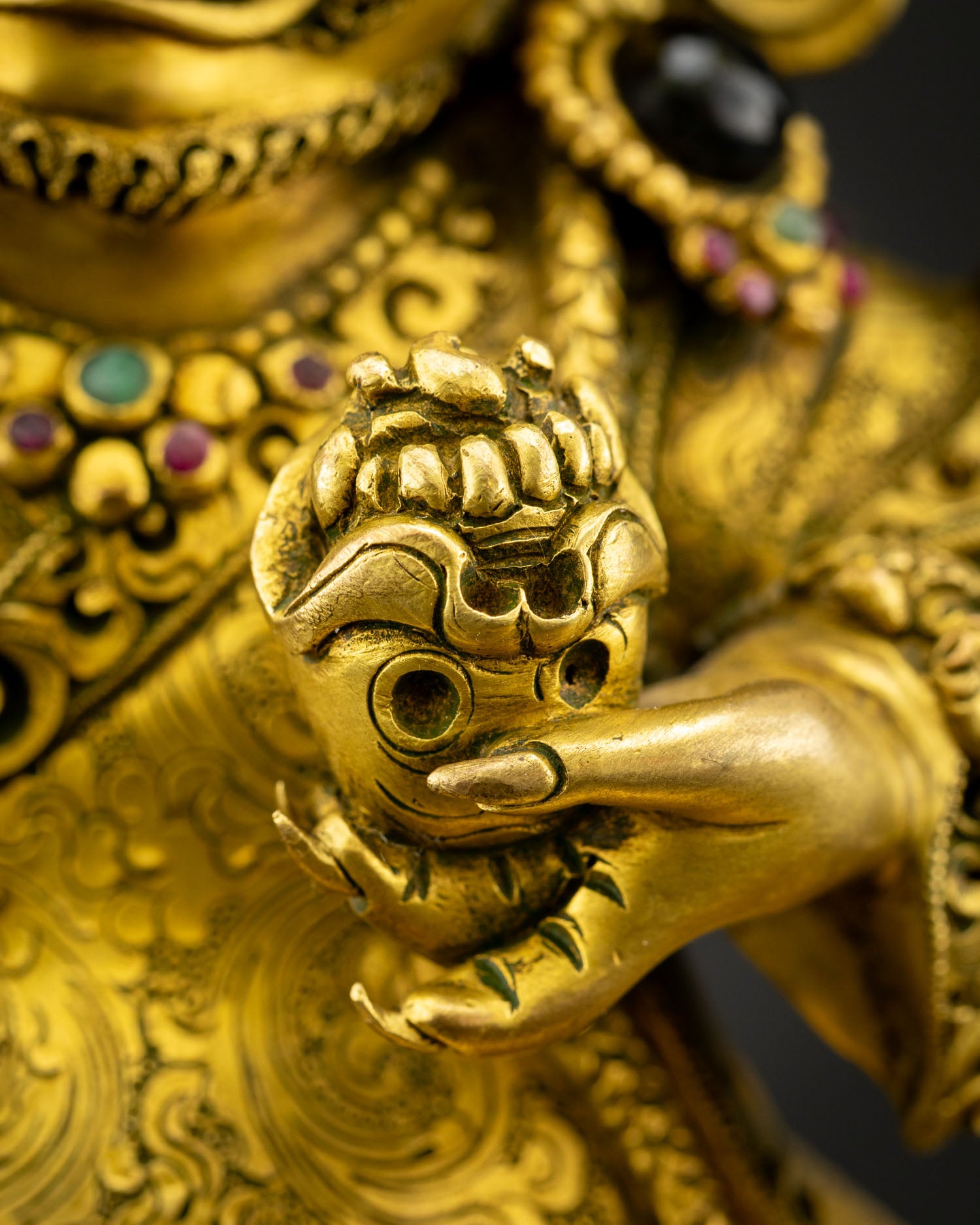Mahakala Bernagchen Sculpture – Fierce Dharma Protector