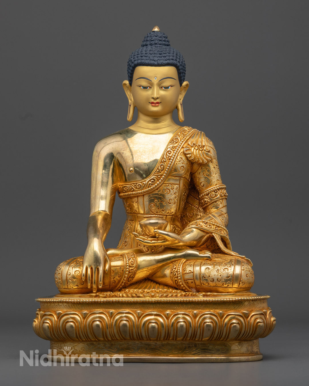 Masterfully Crafted Shakyamuni Buddha Statue