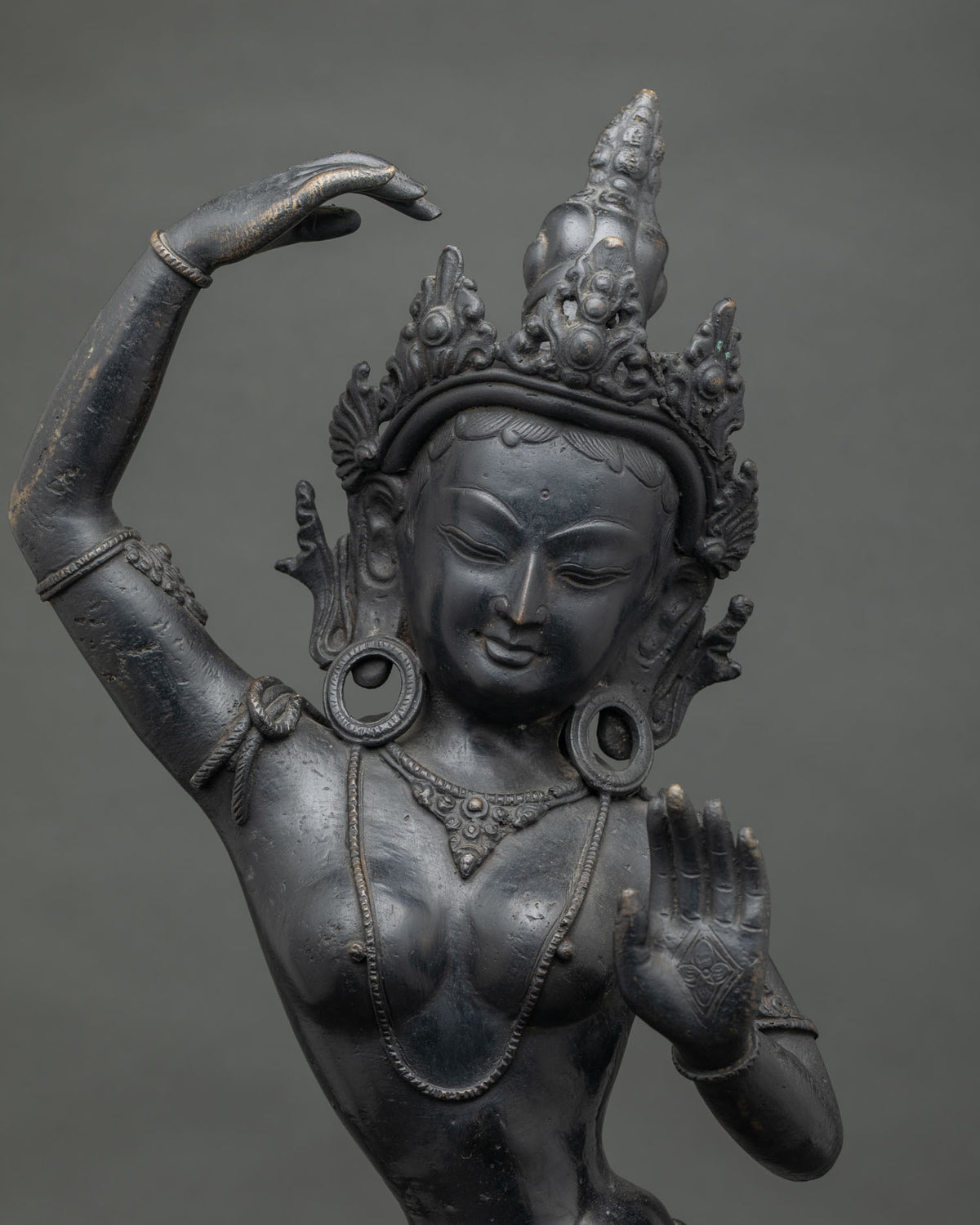 Maya Devi Statue