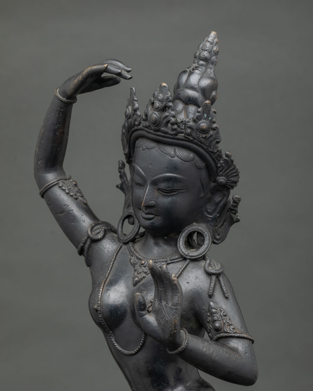 Maya Devi Statue