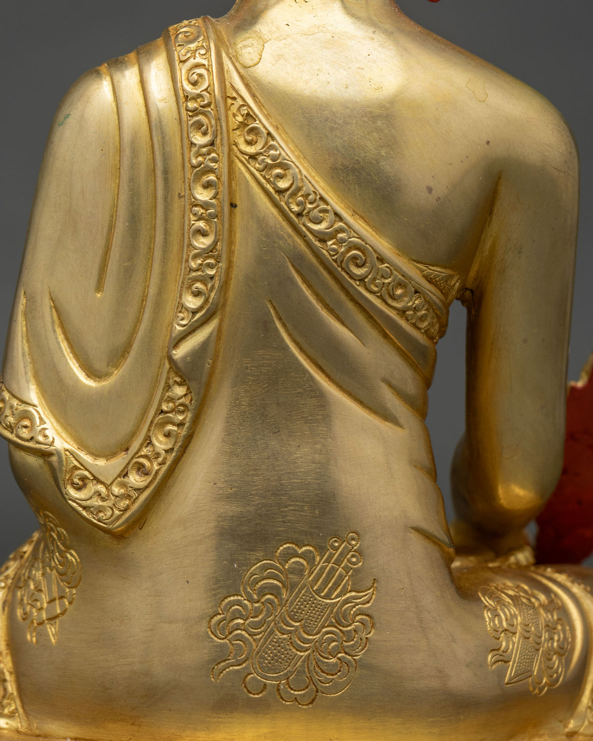 Medicine Buddha Statue – Gold Gilded Copper Sculpture from Nepal