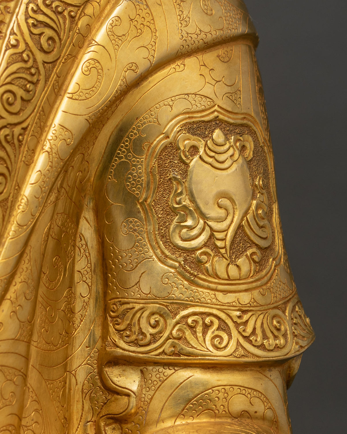 Medicine Buddha Statue
