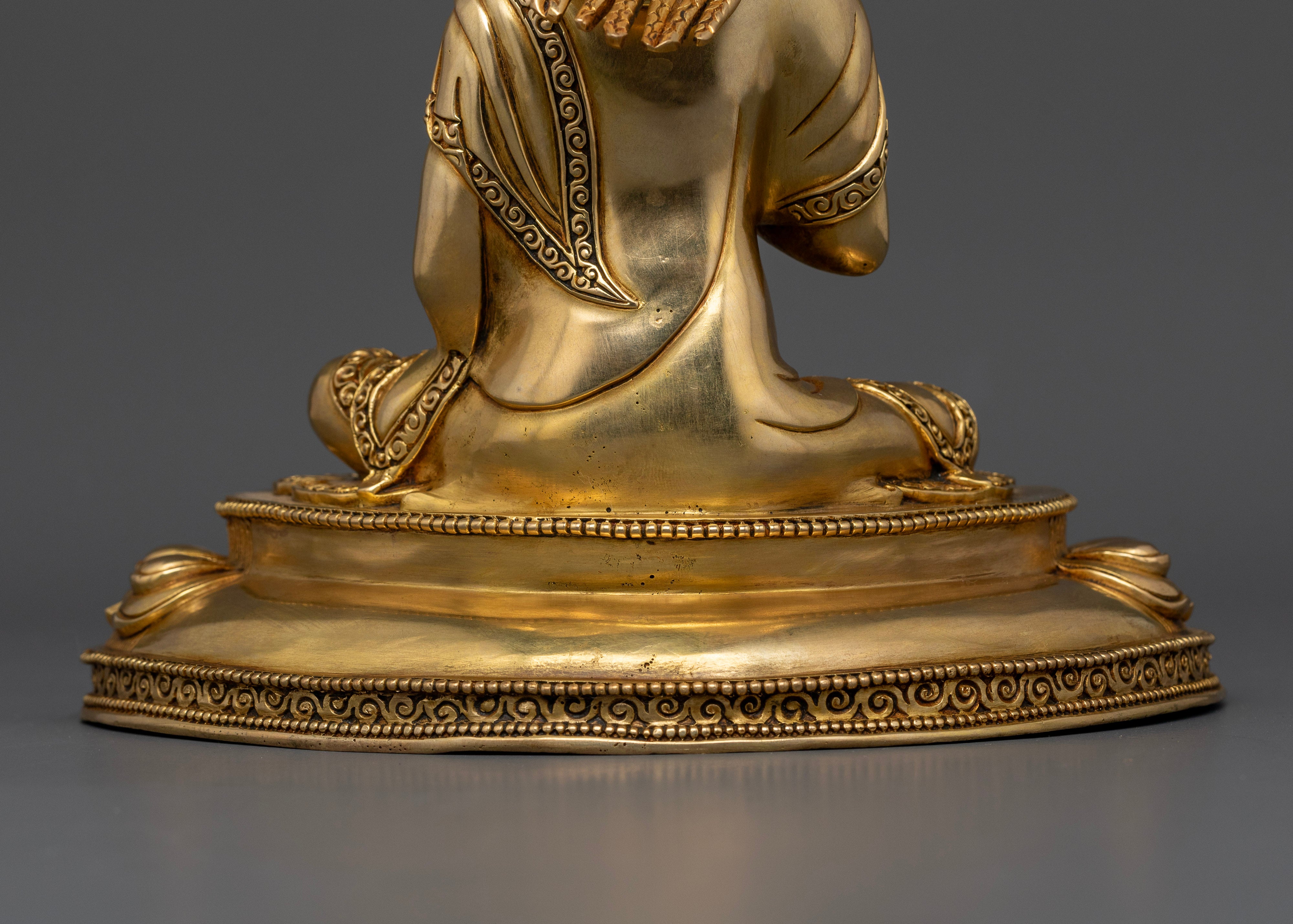 Nagarjuna: Master of Emptiness and Wisdom in Mahayana Buddhism