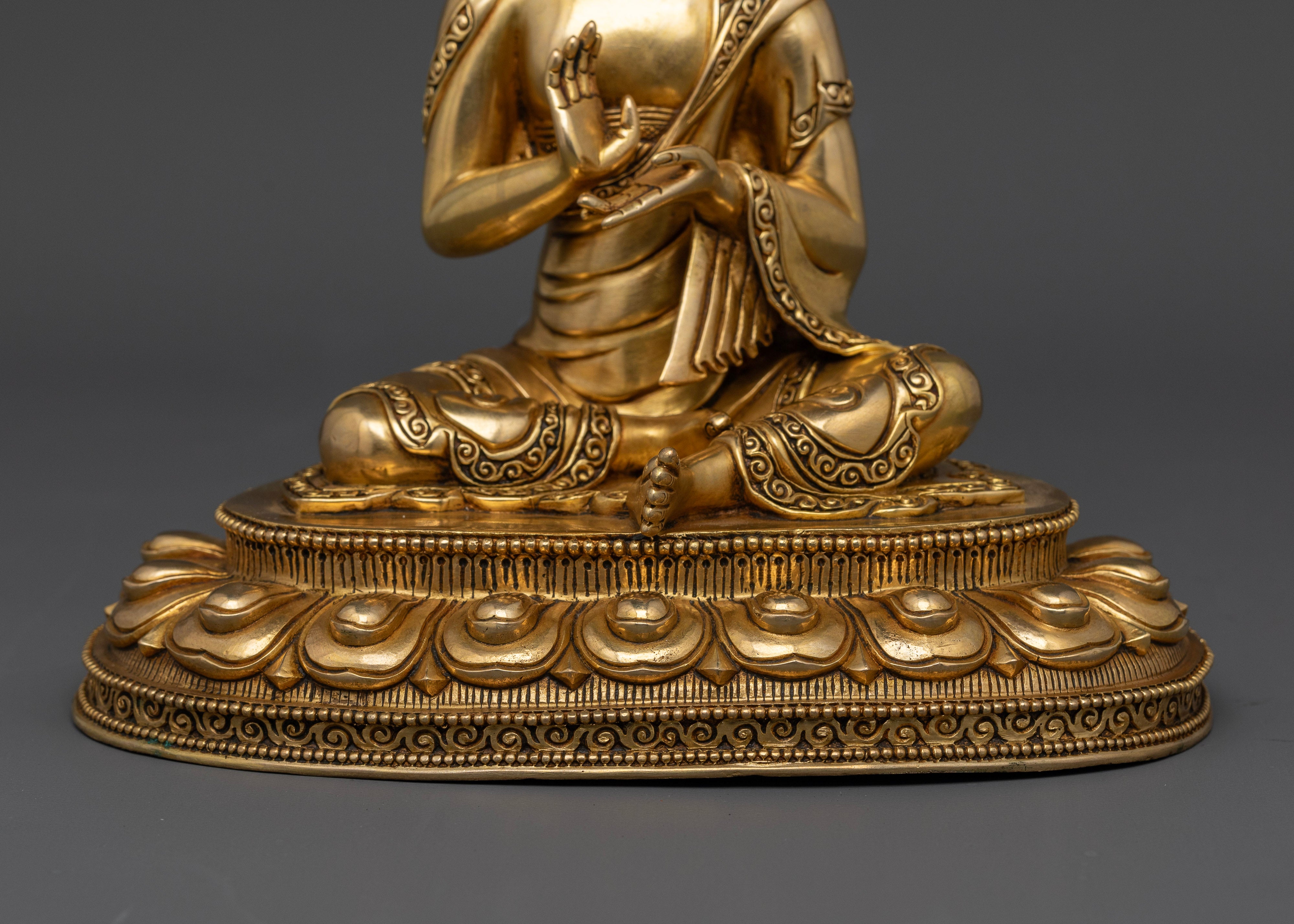 Nagarjuna: Master of Emptiness and Wisdom in Mahayana Buddhism
