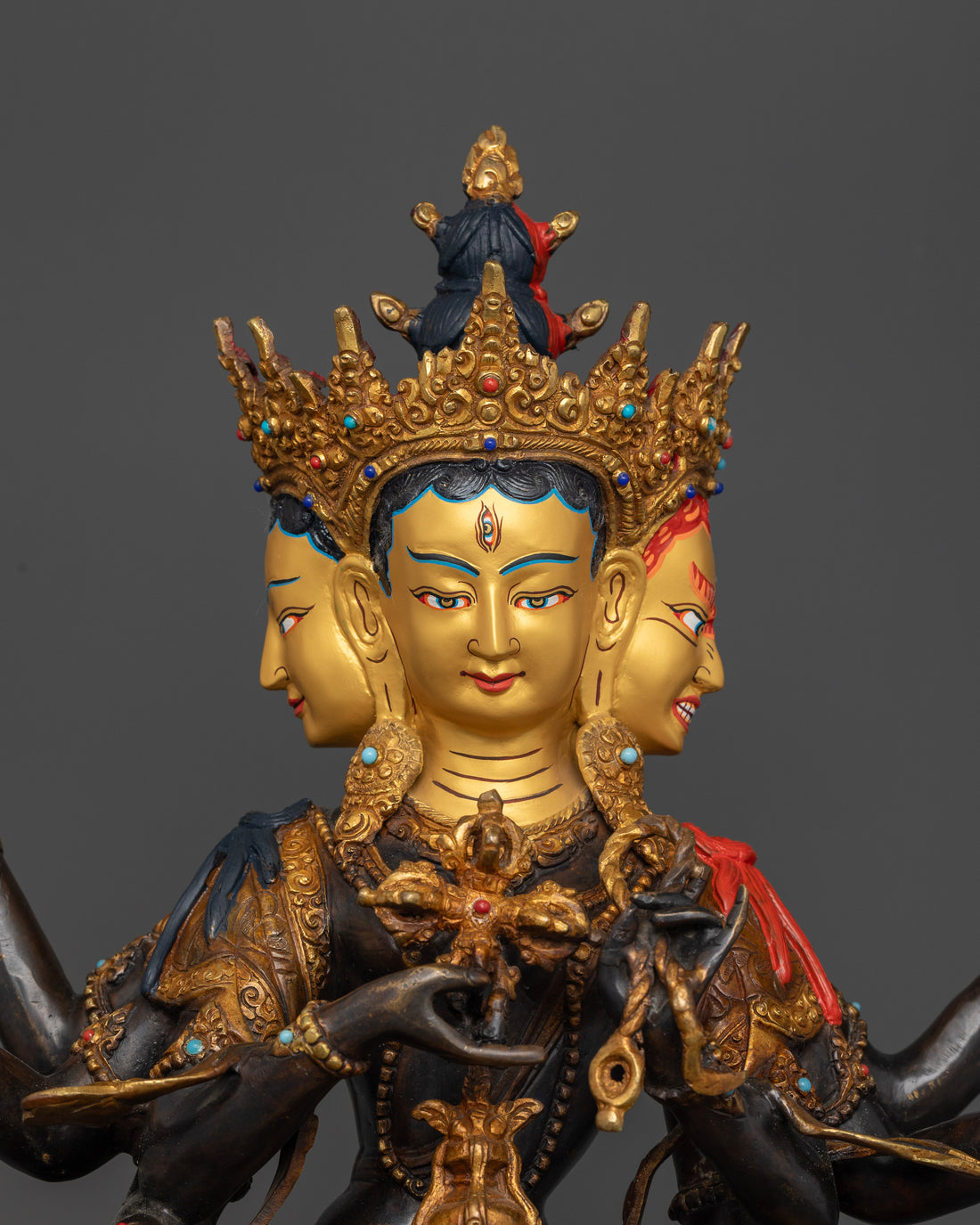 Namgyalma: The Golden-Faced Protector of Timeless Triumph