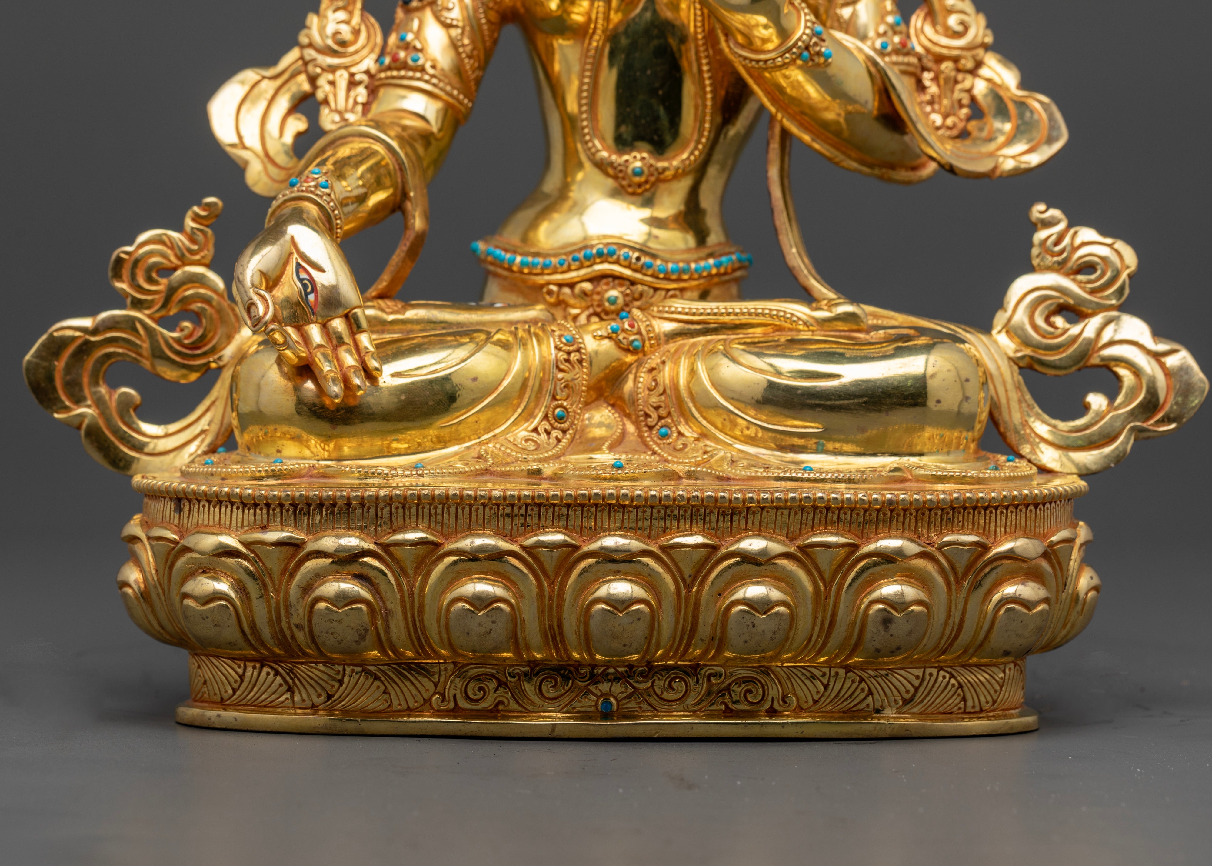 Buddhist White Tara Statue | Traditional Artwork