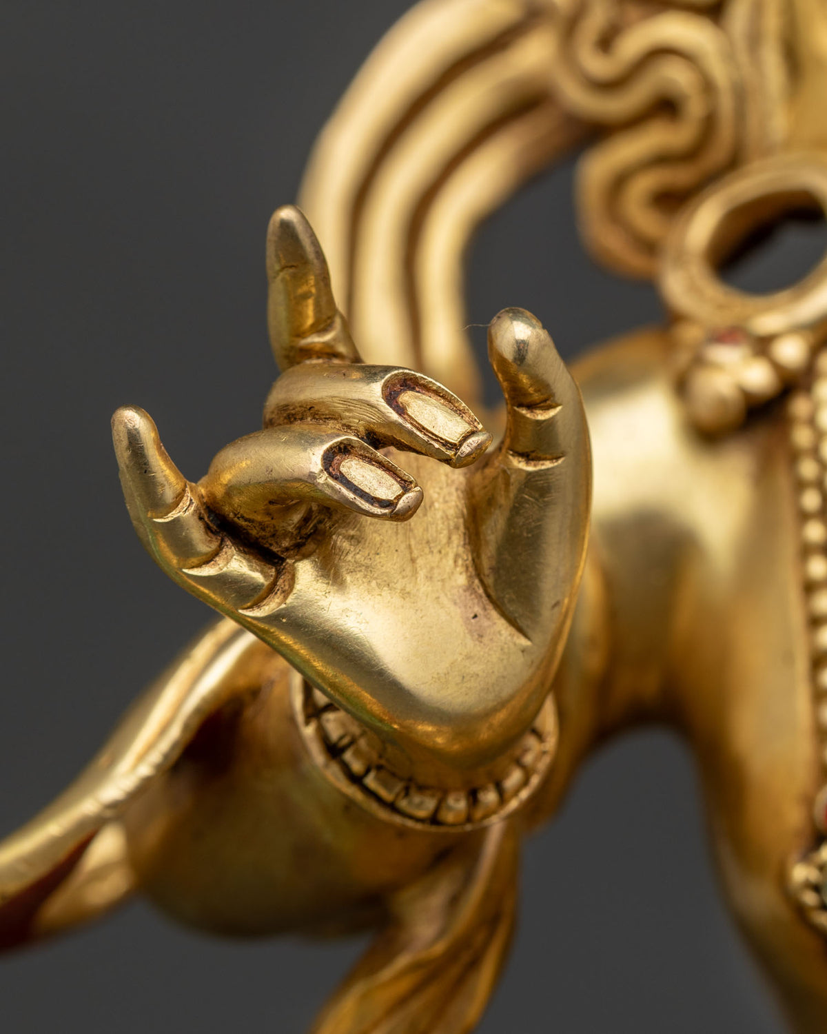 Nmotoshe Statue