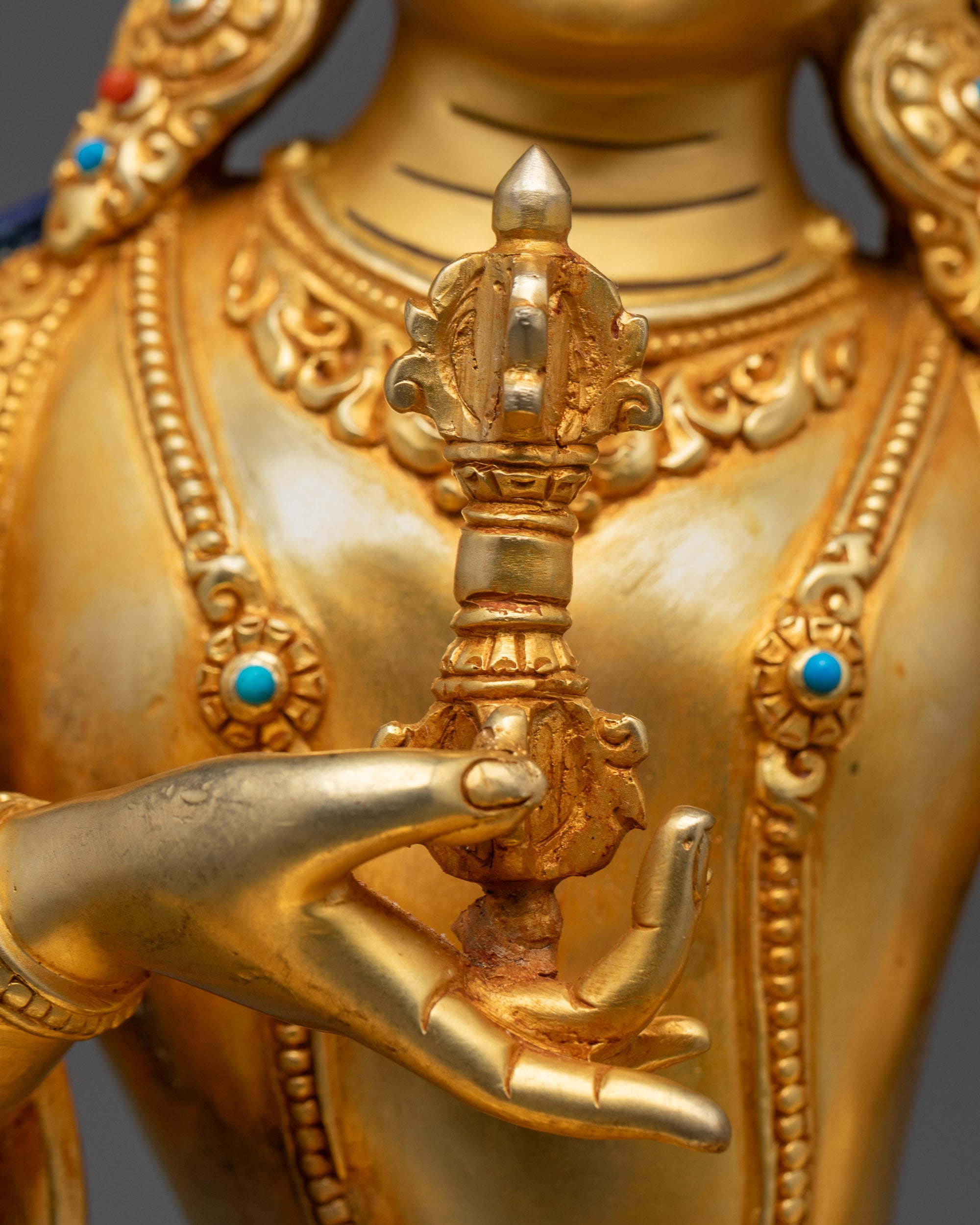 Rear view of Vajrasattva statue highlighting fine hand-carved patterns