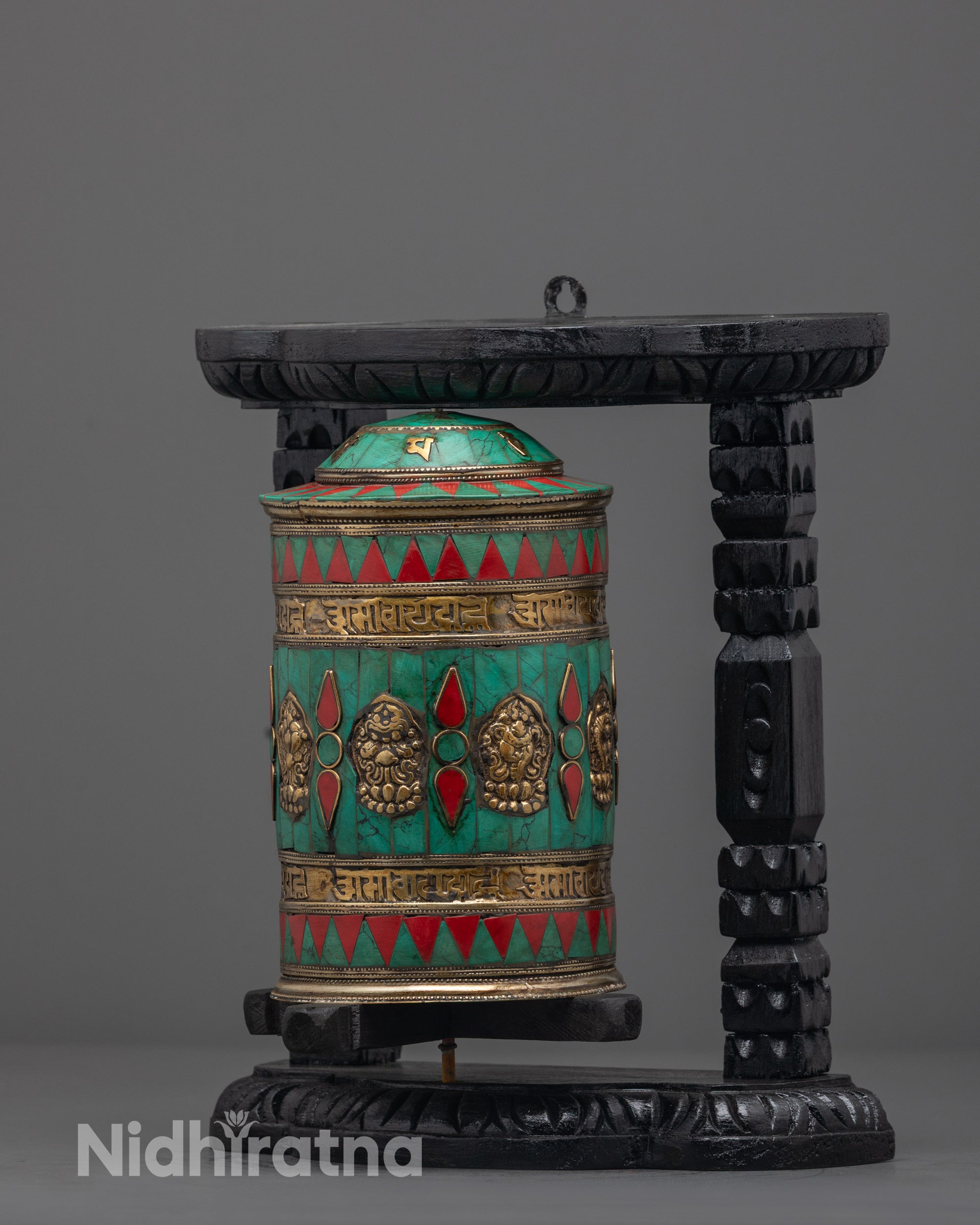 Auspicious Prayer Wheel | Himalayan Buddhist Ritual Wheel