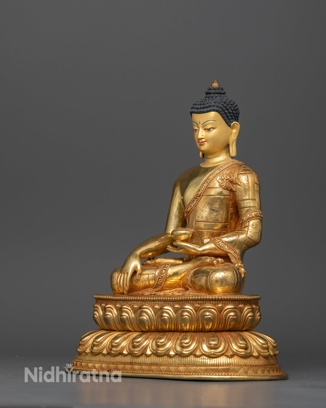 Impeccably Crafted Shakyamuni Buddha Statue