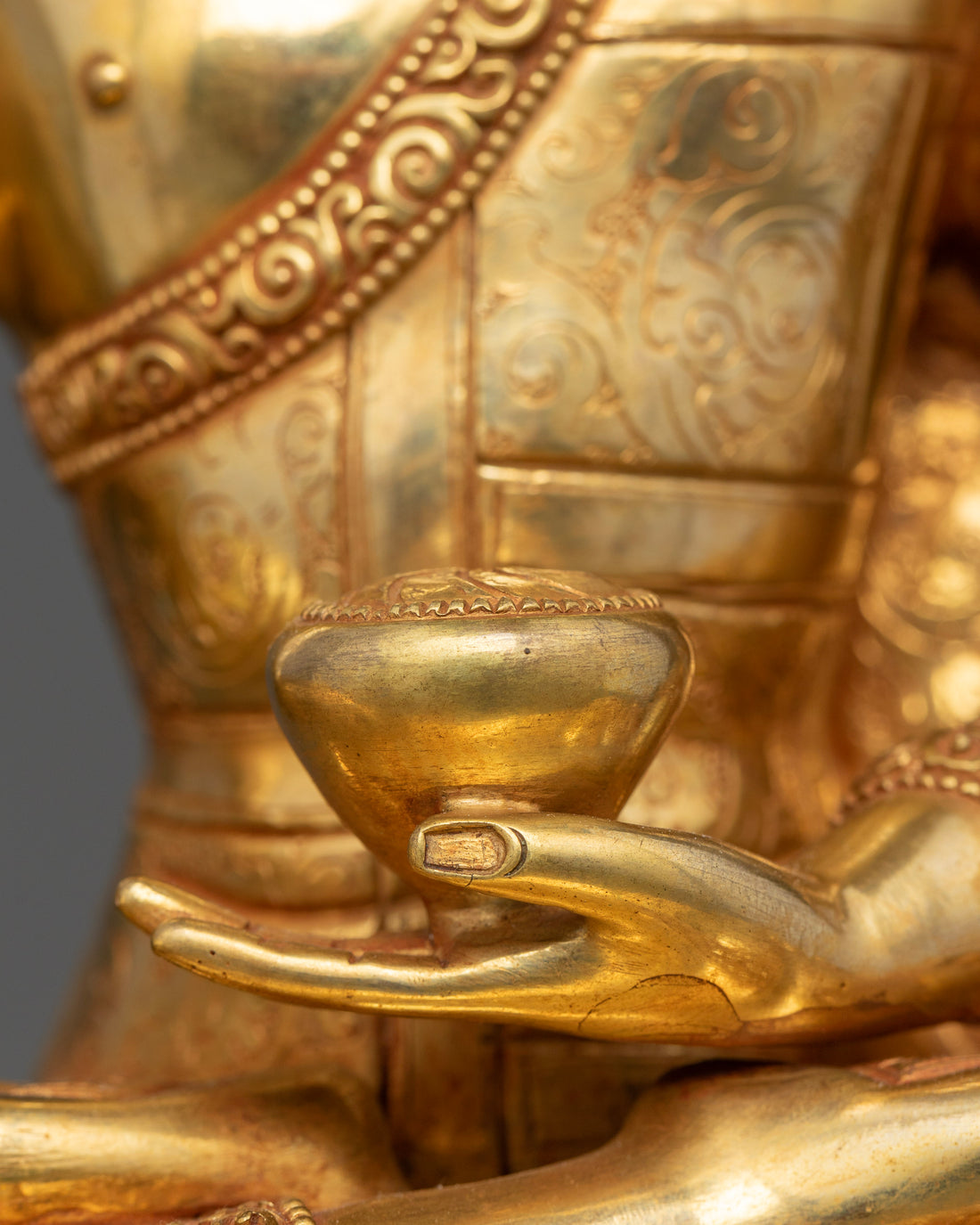 Impeccably Crafted Shakyamuni Buddha Statue