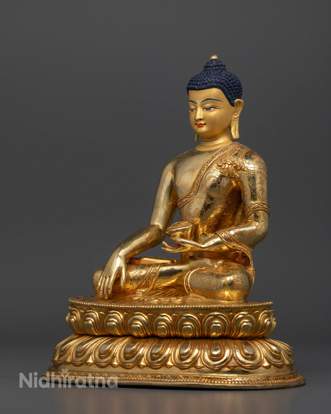 Divine Shakyamuni Buddha Statue