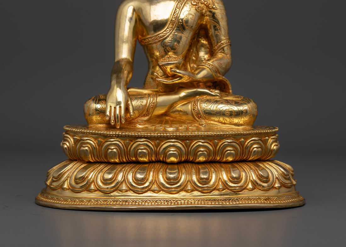 Divine Shakyamuni Buddha Statue