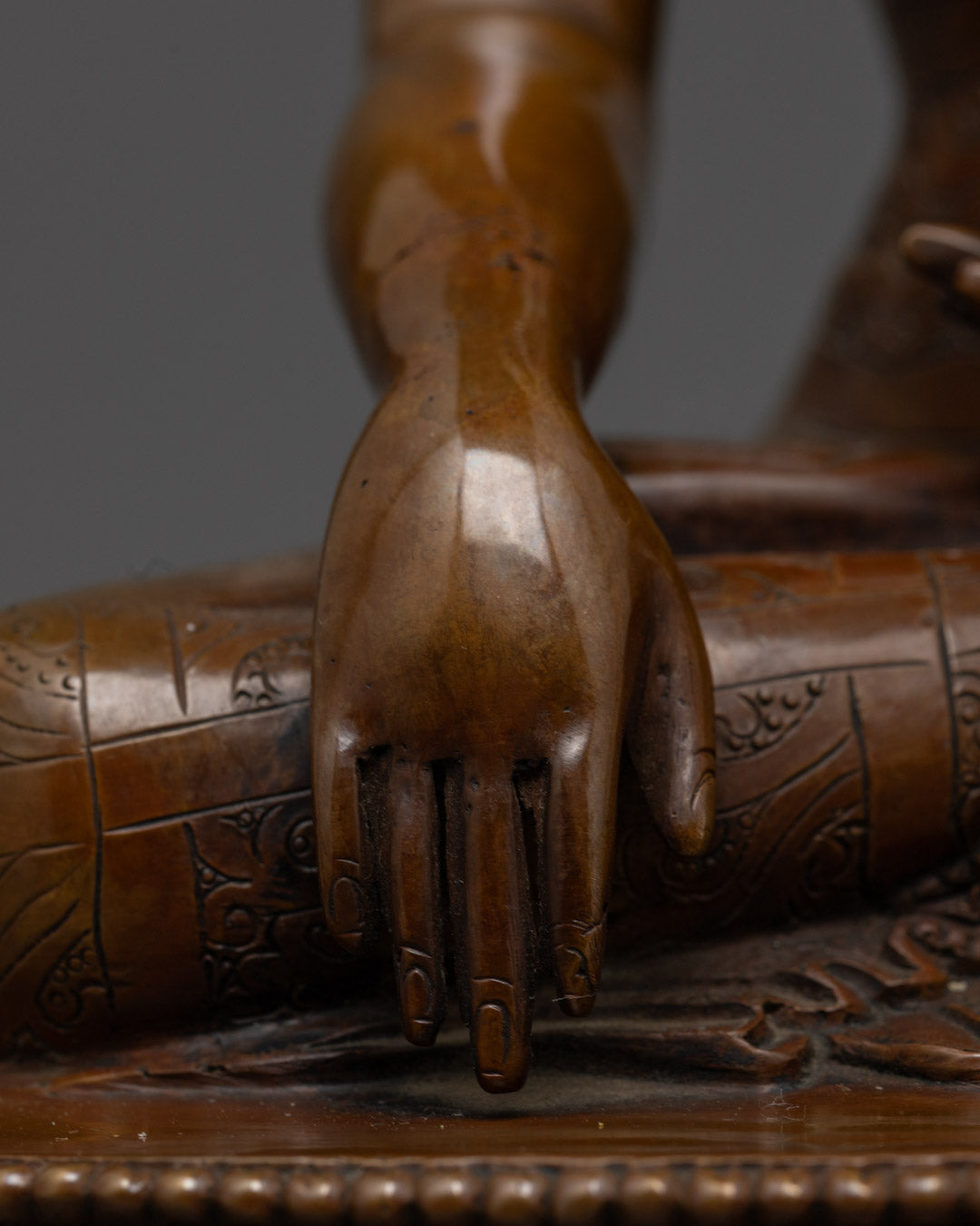 Shakyamuni Buddha Statue | 24K Gold Face & Oxidized Copper