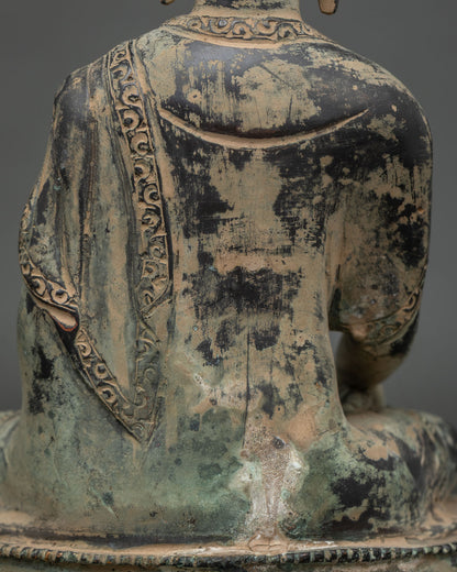 Shakyamuni Buddha Statue – Antique-Finish Oxidized Copper Figurine