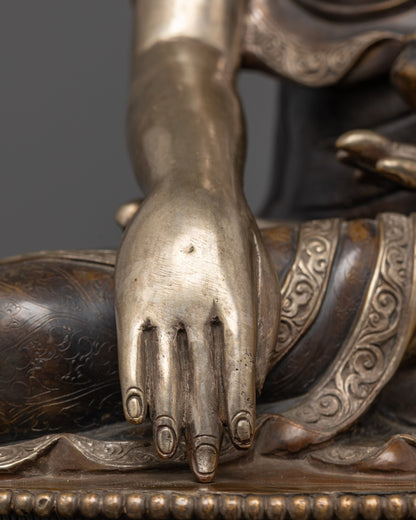 Shakyamuni Buddha with two Disciples Statue