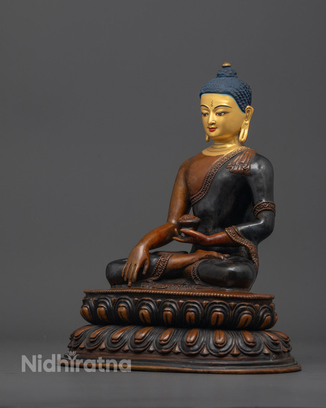 Historical Buddha Shakyamuni Statue | Spiritual Guide to Nirvana