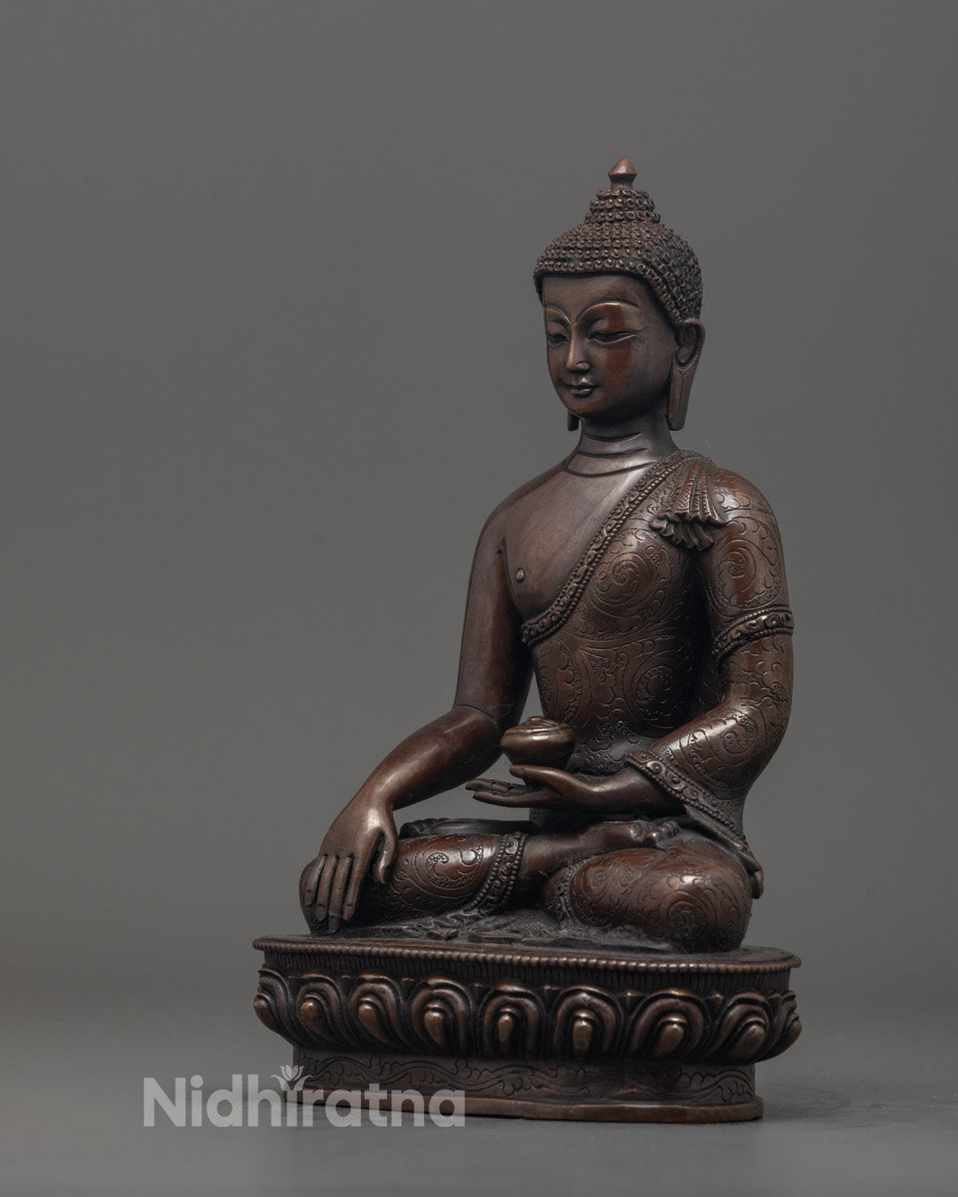 Oxidized Shakyamuni Buddha Figurine | Enlightenment Statue
