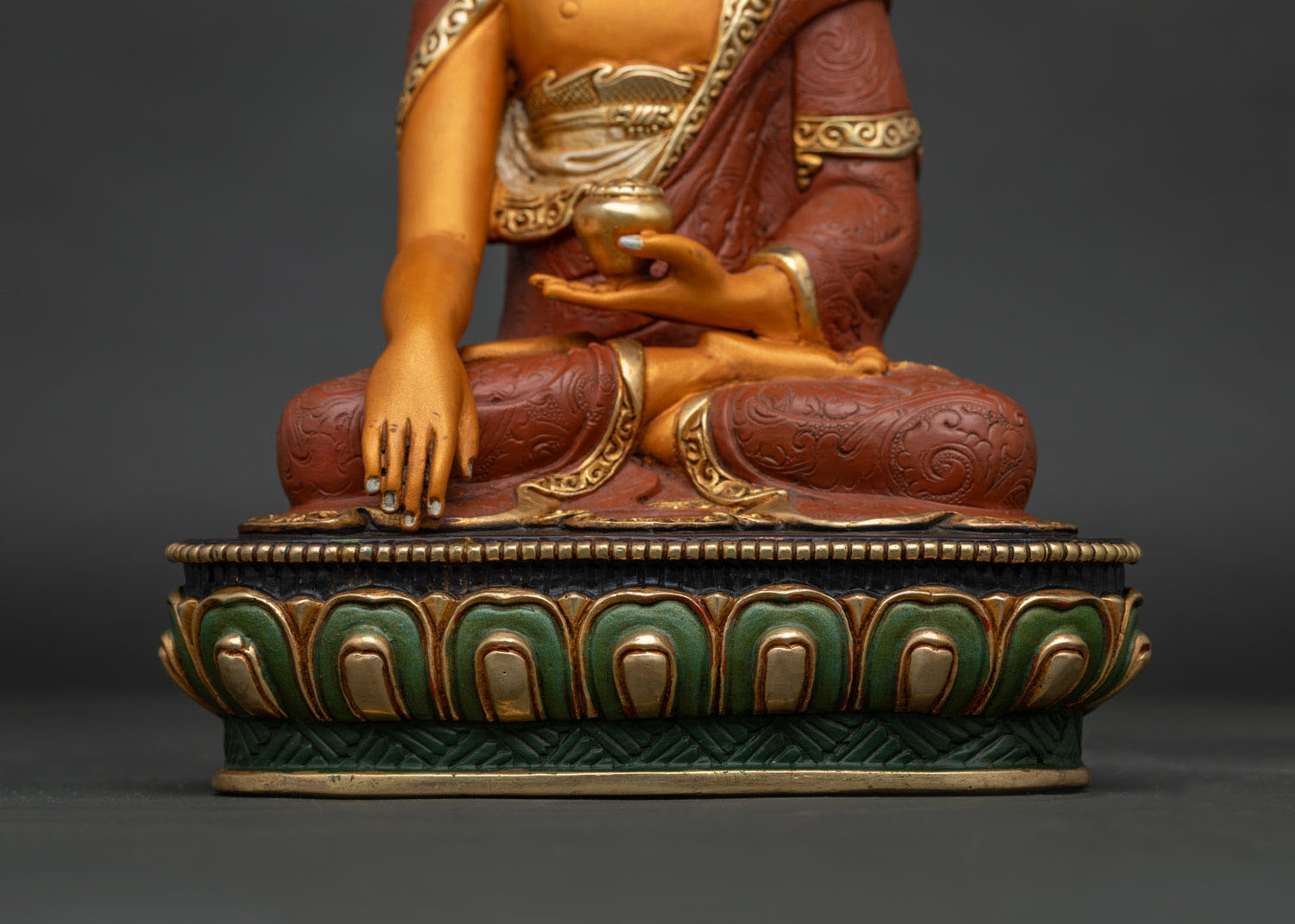 Shakyamuni Buddha Statue
