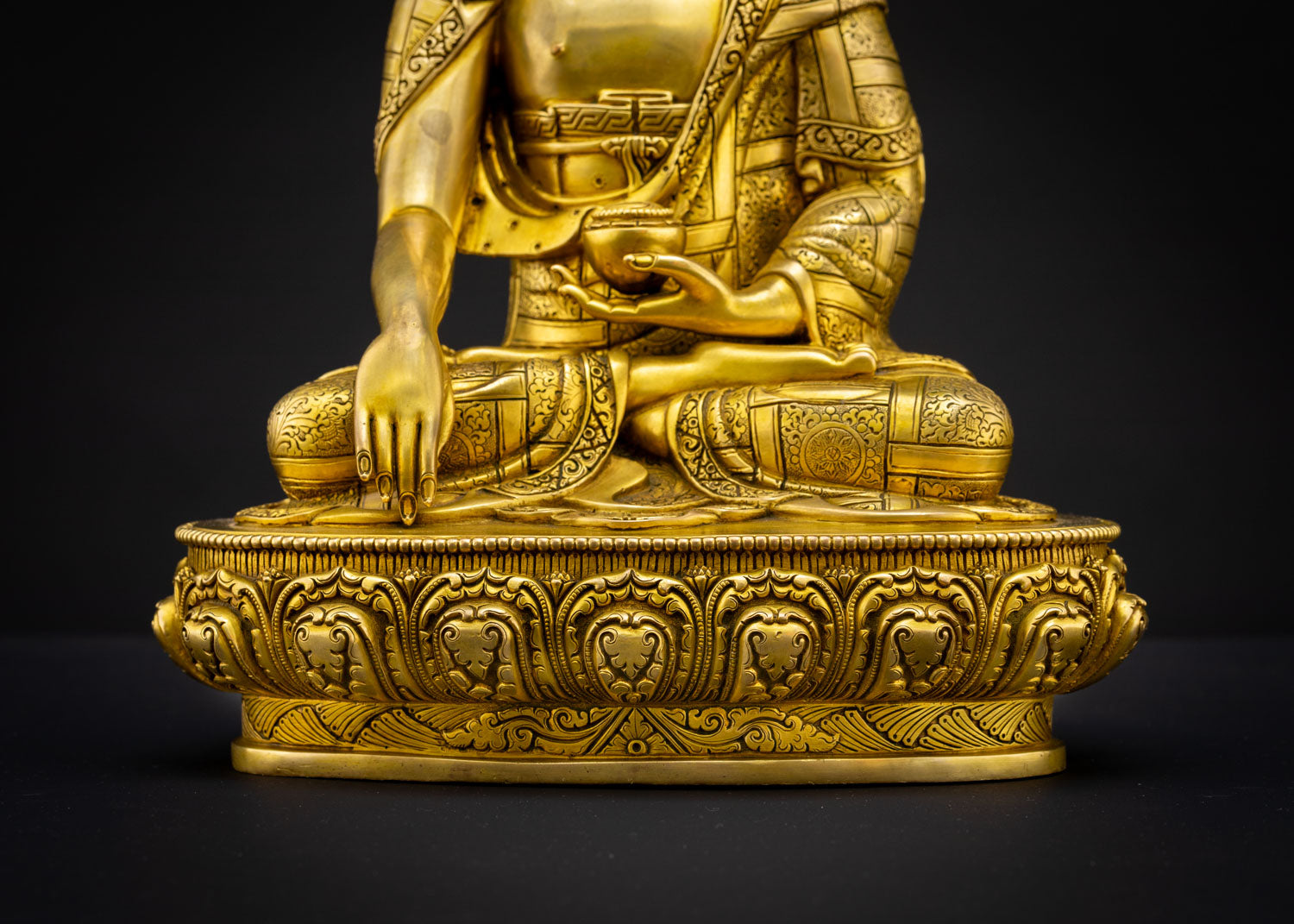 Shakyamuni Buddha Statue |  Meditation & Sacred Home Decor