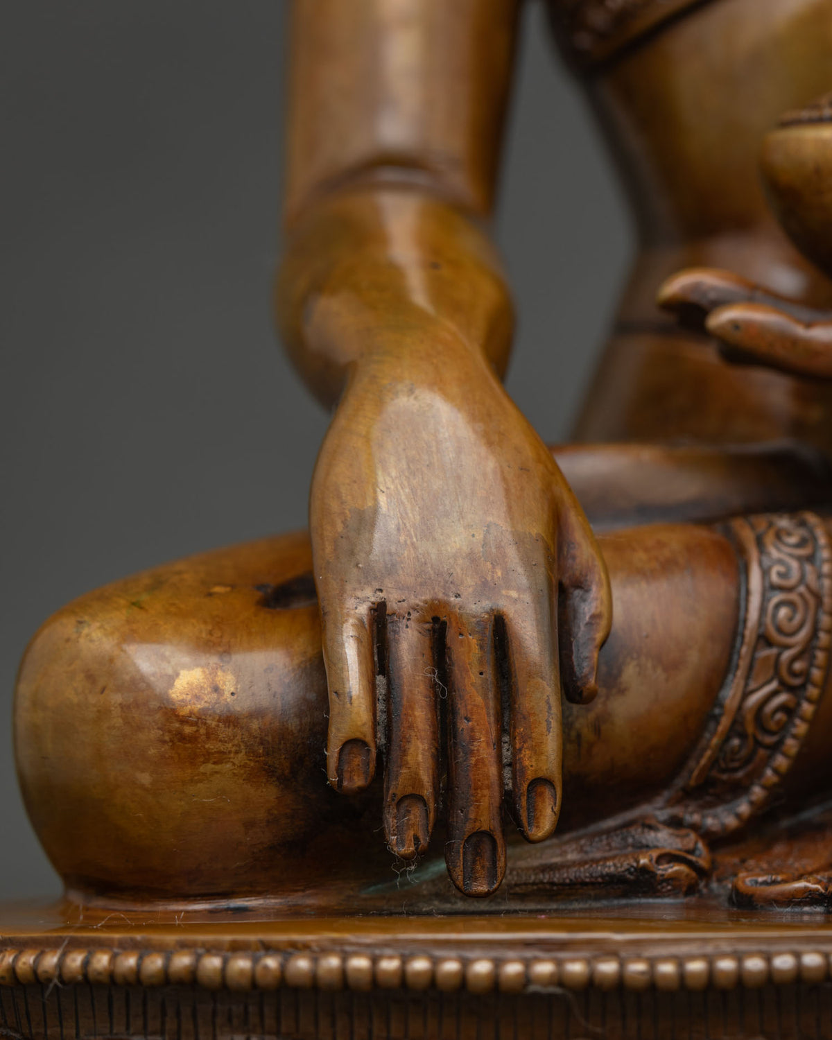 Shakyamuni Buddha Statue