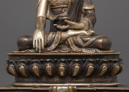 Shakyamuni Buddha with two Disciples Statue