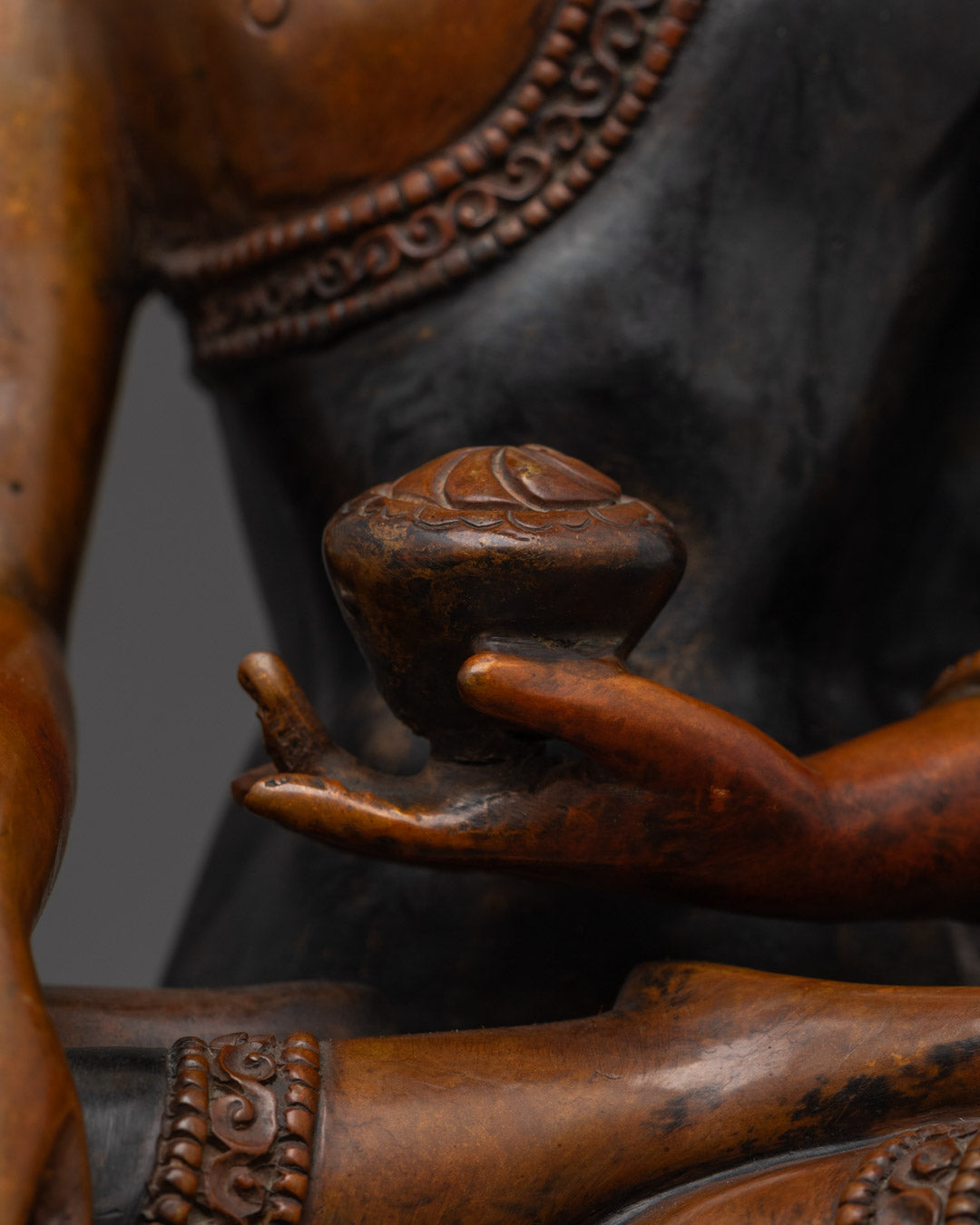 Historical Buddha Shakyamuni Statue | Spiritual Guide to Nirvana