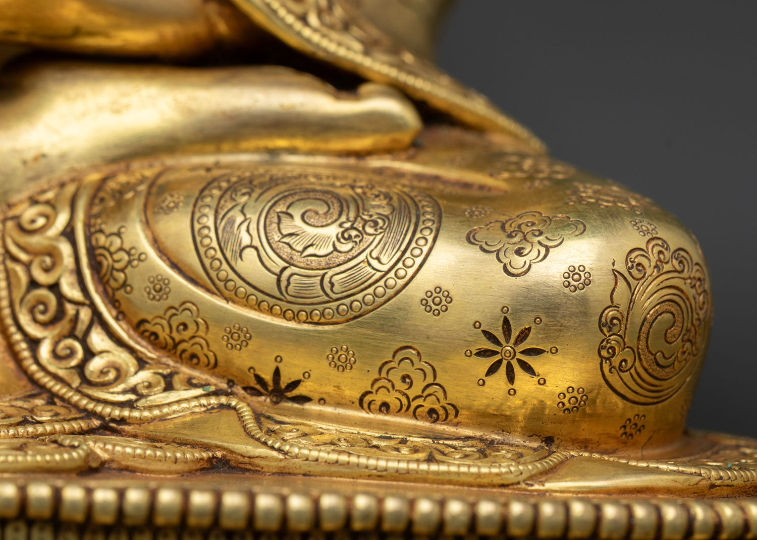 Shakyamuni Buddha Statue | Sacred Himalayan Craftsmanship